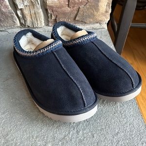 BNIB UGG Tasman Men’s Slippers Navy Size 9